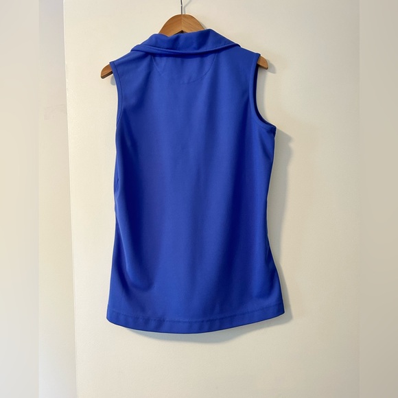 Size small Pebble Beach Woman’s golf shirt - Picture 3 of 3